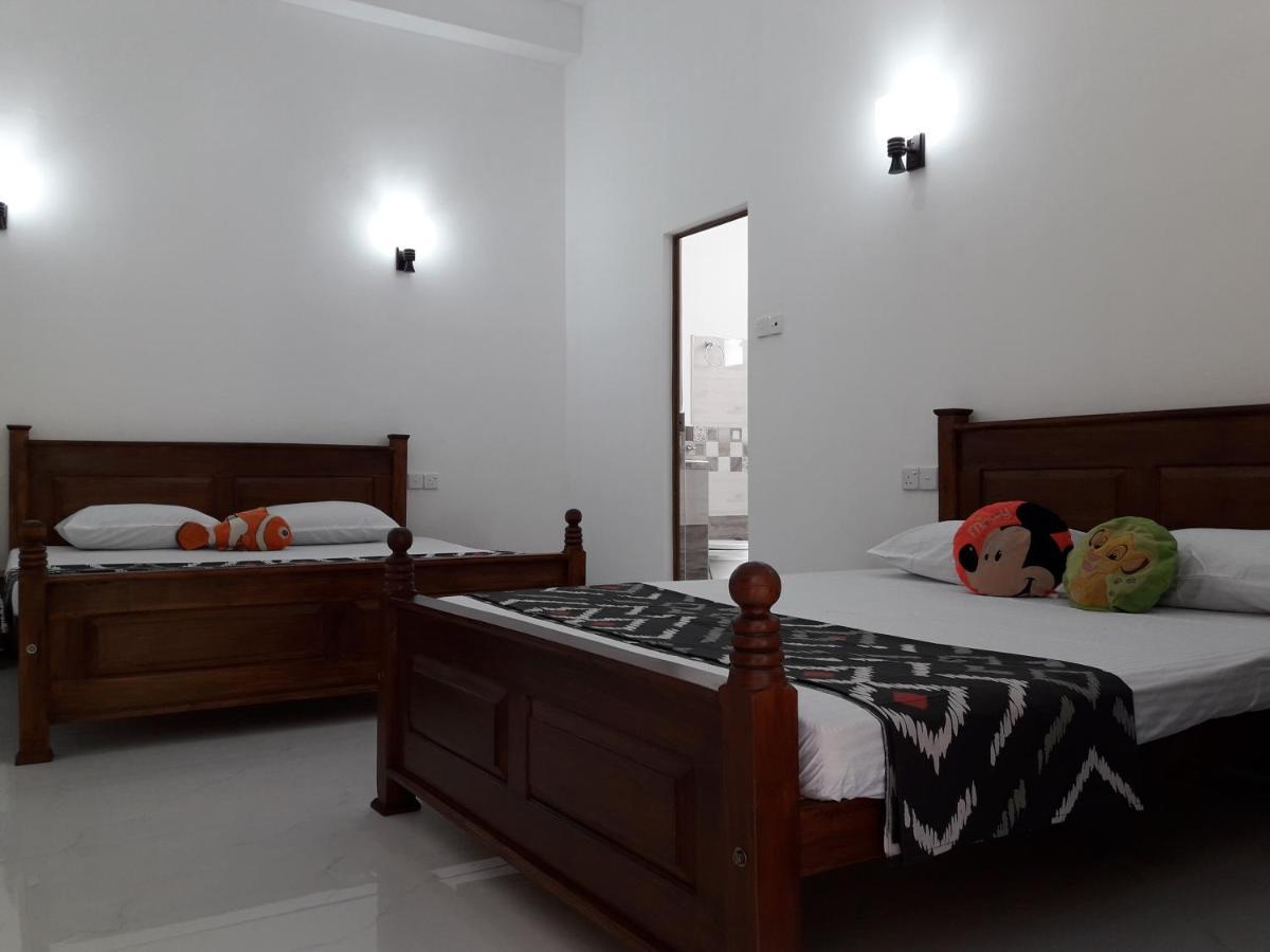 B & B Charm Dikwella Dış mekan fotoğraf