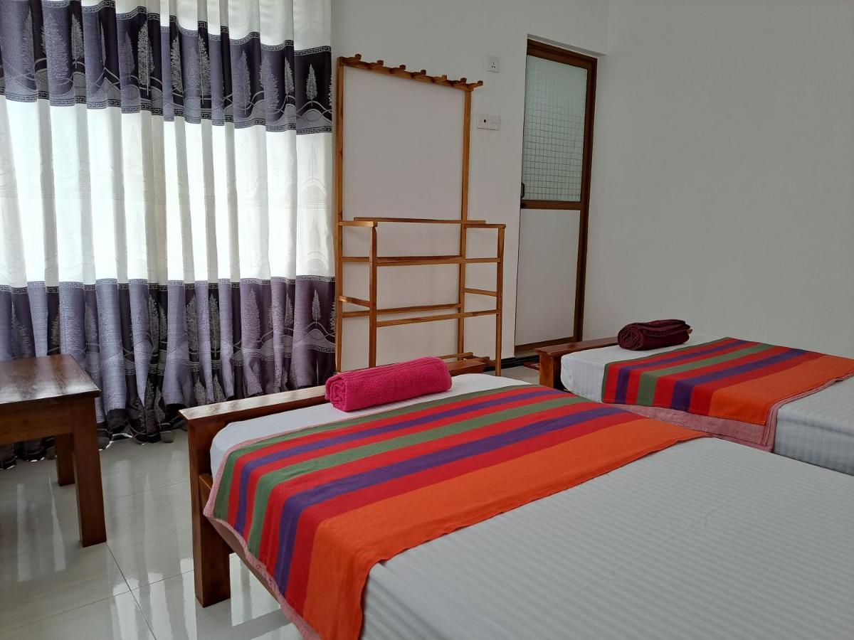 B & B Charm Dikwella Dış mekan fotoğraf
