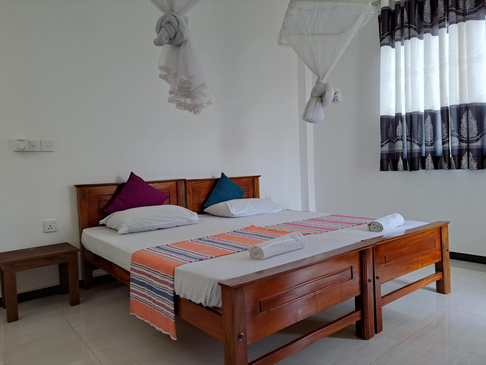 B & B Charm Dikwella Oda fotoğraf