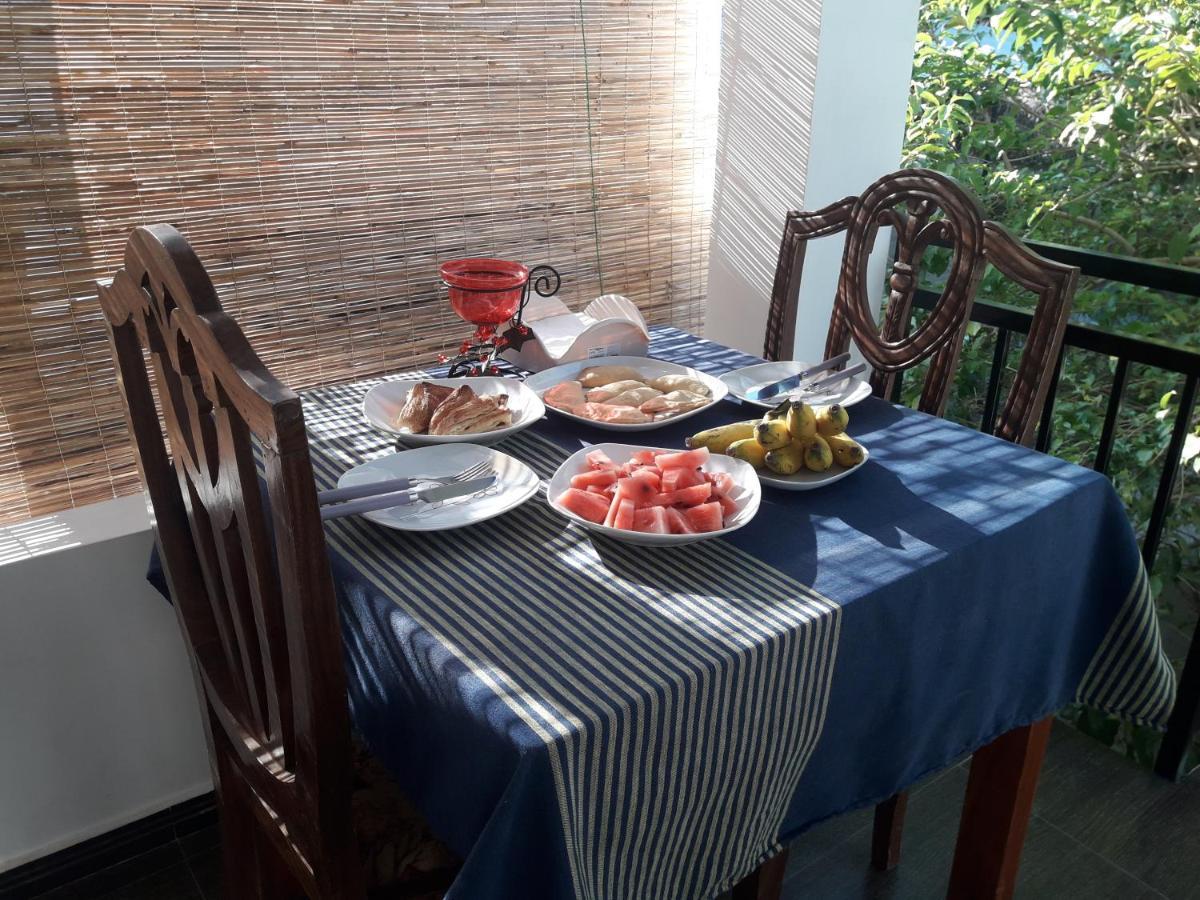 B & B Charm Dikwella Dış mekan fotoğraf